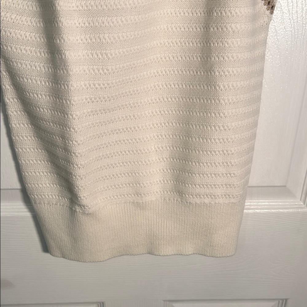 Ann Taylor Ribbed White and Purple Sleeveless Tank Top - Picture 2 of 6